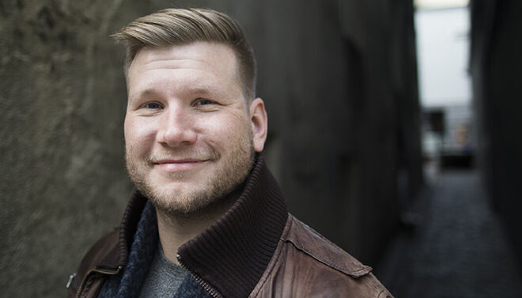 Alexander Sandtorv, som har skrevet en fantasyroman om mobbing og ensomhet. Alexander Sandtorv, som har skrevet en fantasyroman om mobbing og ensomhet.