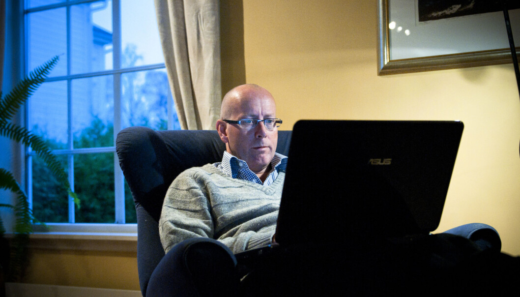 Leder av LOs juridiske avdeling, Atle Snsteli Johansen, synes det er bra at juridisk uenighet i akademia diskuteres åpent, selv om det er pinlig. Leder av LOs juridiske avdeling, Atle Snsteli Johansen, synes det er bra at juridisk uenighet i akademia diskuteres åpent, selv om det er pinlig.
