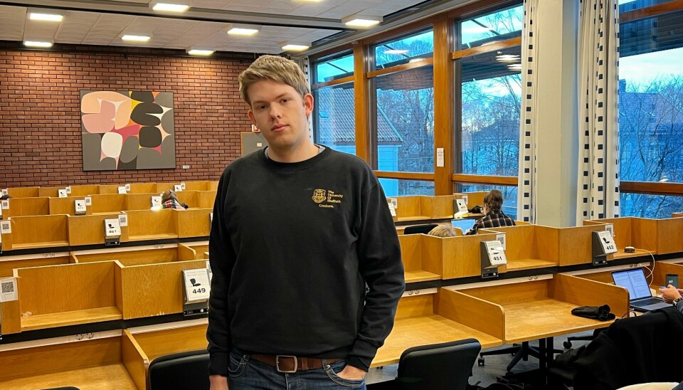 Masterstudent Magnus Brandt Lågøyr mener man trenger samfunnsvitenskapelige utdanninger i IT-verden.