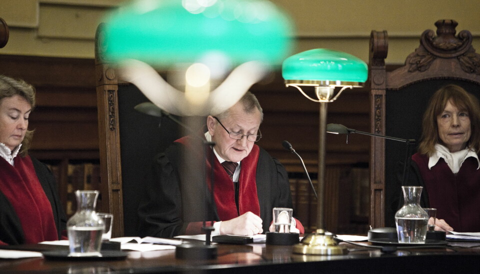 En tidligere varsklingssak mot høyesterettsdommer Jens E. Skoghøy, da han var ansatt ved UiT Norges arktiske universitet, er sendt over til Tilsynsutvalget for dommere.
