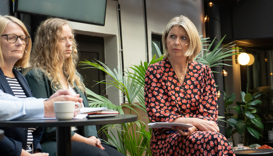 I mai lanserte Nokut-direktør Kristin Vinje (t.h.) en evaluering av Nasjonalt kvalifikasjonsrammeverk for livslang læring. Bildet er tatt i en annen sammenheng.
