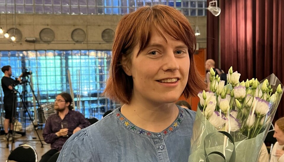 Anette Skogheim Lillestu med blomster