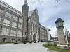 Hovedbygningen til NTNU ligger på Gløshaugen i Trondheim
