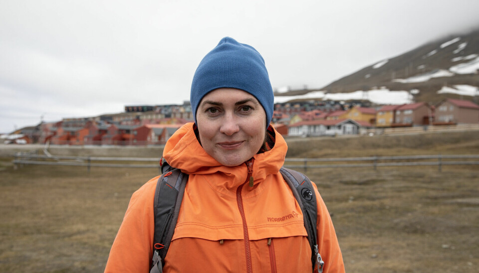 Camilla Brekke, som blir den første kvinnelige direktøren for Norsk Polarinstitutt, er for tiden på tokt på Svalbard.