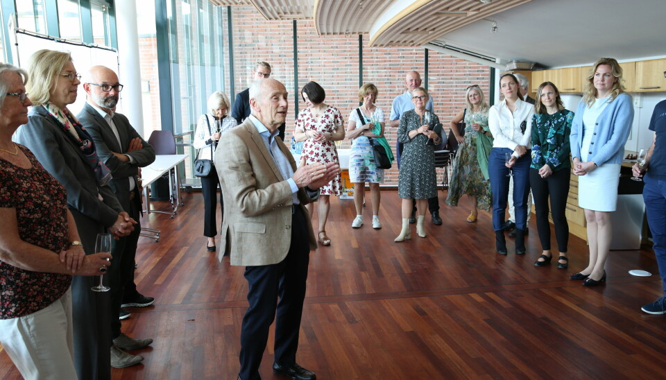 I begynnelsen av juni arrangerte Det juridiske fakultetet et seminar til Jan Fridthjof Bernt. Jubilanten selv i midten.