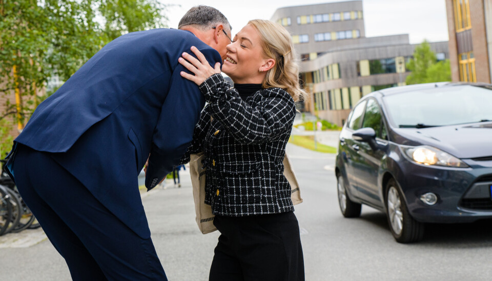 Borch og Dag Rune Olsen har rukket å bli kjent på den korte tiden hun har vært forsknings- og høyere utdanningsminister. Tre besøk har det blitt siden Borch tok over. Borch og Dag Rune Olsen har rukket å bli kjent på den korte tiden hun har vært forsknings- og høyere utdanningsminister. Tre besøk har det blitt siden Borch tok over.