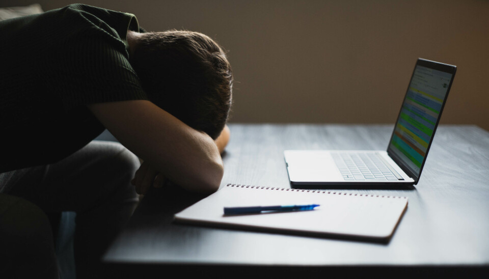 Å slite med ulike former for tretthetslidelser kan gå utover jobb eller skole, og i verste fall føre til varig invaliditet. Å slite med ulike former for tretthetslidelser kan gå utover jobb eller skole, og i verste fall føre til varig invaliditet.