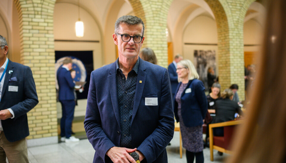 Rektor Klaus Mohn ved Universitetet i Stavanger sier at universitetet er nødt til å kutte kostnader betraktelig, blant annet som følge av sviktende studenttall.
