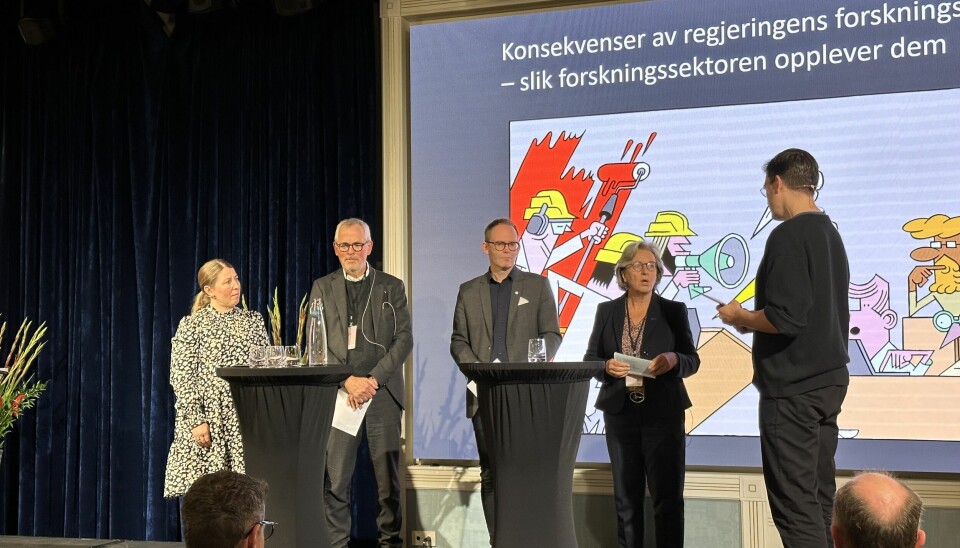 Panel forskningspolitisk seminar, Forskerforbundet. Guro Lind, Vidar L. Haanes, Oddmund Løkensgard Hoel og Anne Strømmen Lycke.