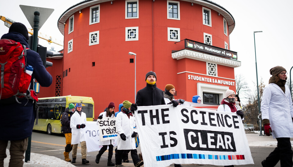 Demonstranter utenfor studentersamfundet