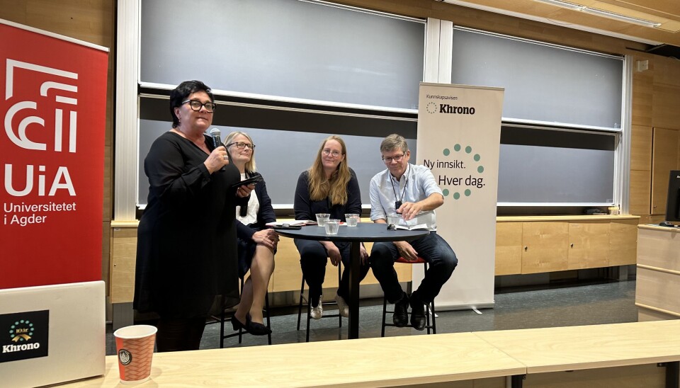 Debattleiar Tove Lie og panelet Sunniva Whittaker, Lise Selnes (Ap) og Svein Stølen.