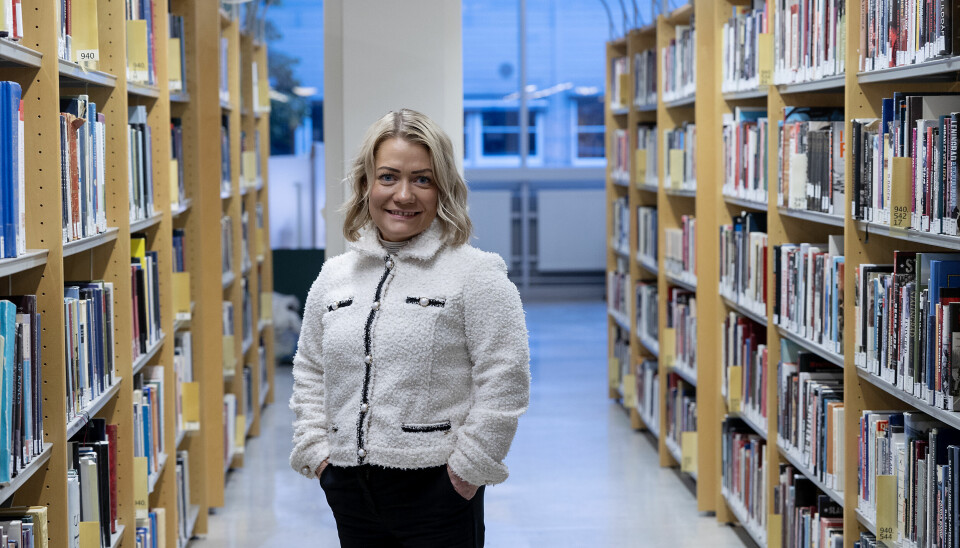Sandra Konstance Nygård Borch  på besøk på Universitetsbibioteket i Bergen