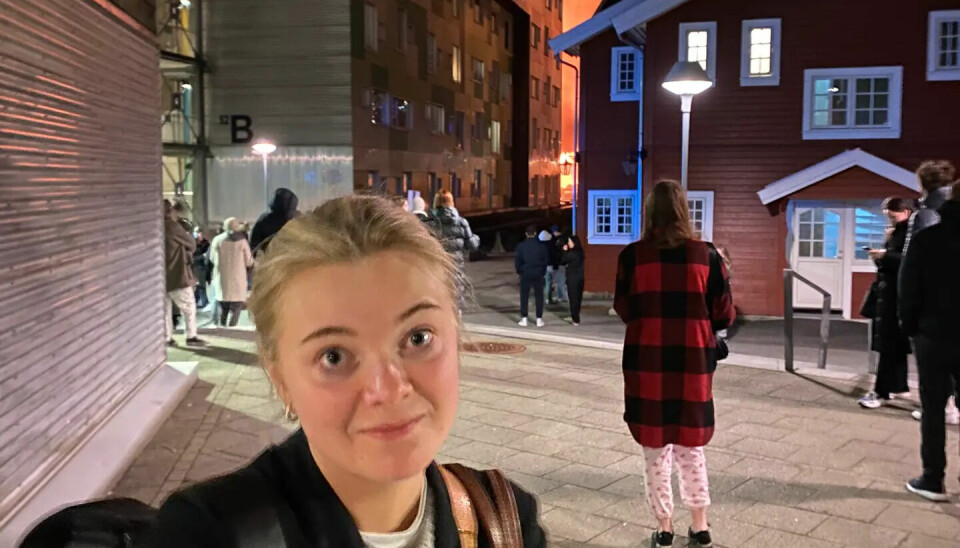 Student Ingeborg Lien Sagabråten utenfor studentboligen i natt.