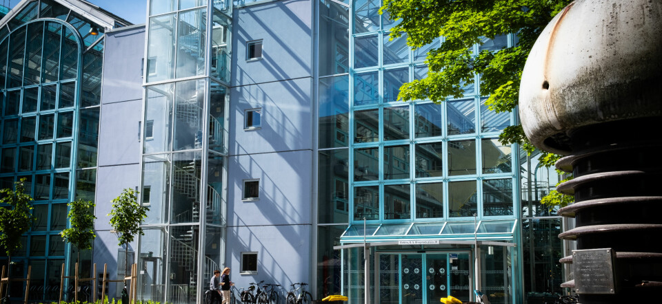 Bilde av bygningen IE-fakultetet ved NTNU holder til i.