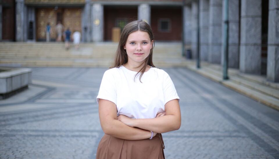— Vi må investere i framtiden, og det gjør vi ved å bygge broer, ikke murer, skriver forfatteren. Portrett av Anna Rygh