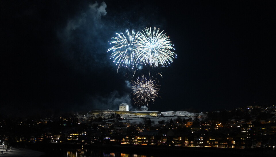Nyttårsraketter over Kristiansten festning i Trondheim 01.01.2024.
