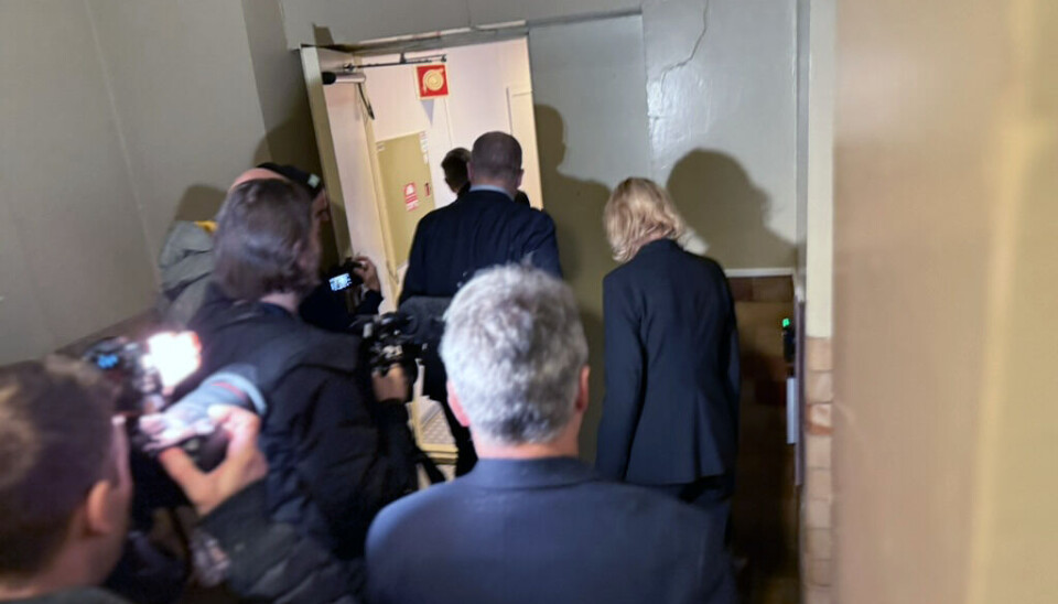 Finansminister Trygve Slagsvold Vedum fikk se tilstanden på Griegakademiet på nært hold da han besøkte.