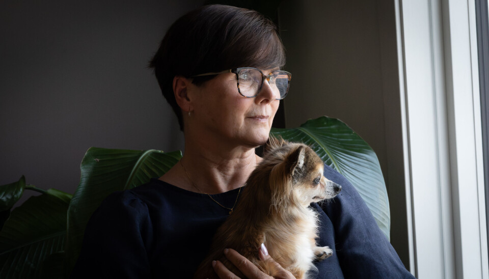 Ingrid Grimsmo Jørgensen bor med hunden Charley (13 år) og ektemannen Sveinung Jørgensen, som er ansatt ved NHH.