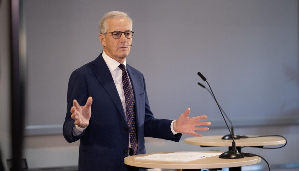 Jonas Gahr Støre på pressekonferansen der det ble annonsert hvem som får KI-milliarden.