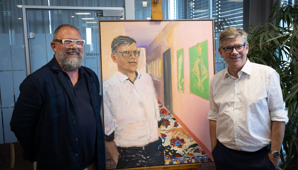 Avtroppende rektor ved Universitetet i Oslo, Svein Stølen, fikk avduket sitt portrettmaleri onsdag.