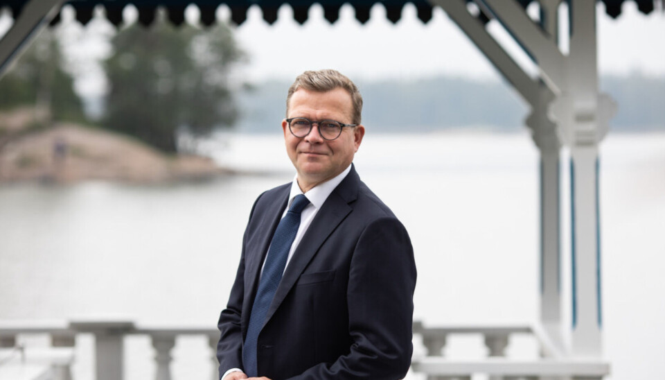 Statsminister i Finland, Petteri Orpo, har satt det som en av sine kjerneoppgaver å satse på forskning og utvikling. Portrett Petteri Orpo