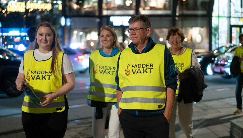 Svein Stølen har flere ganger gått vakt på kveldstid i fadderuka for å passe på studentene.
